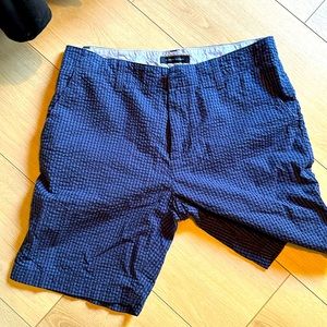 Tommy Hilfiger men’s shorts. Size 33